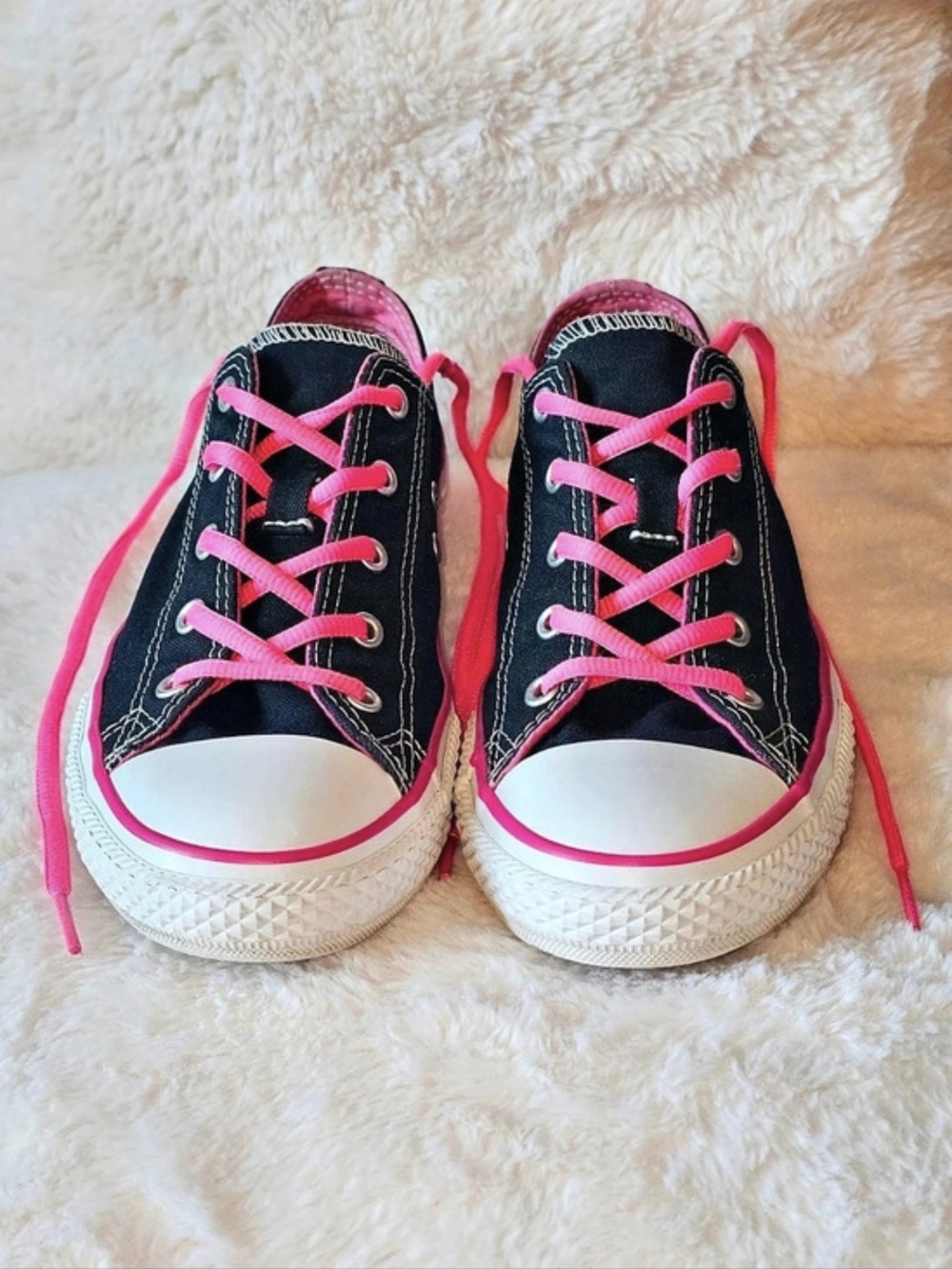 Converse Chuck Taylor All Star High Top Sneakers Black & Pink US 4 Junior